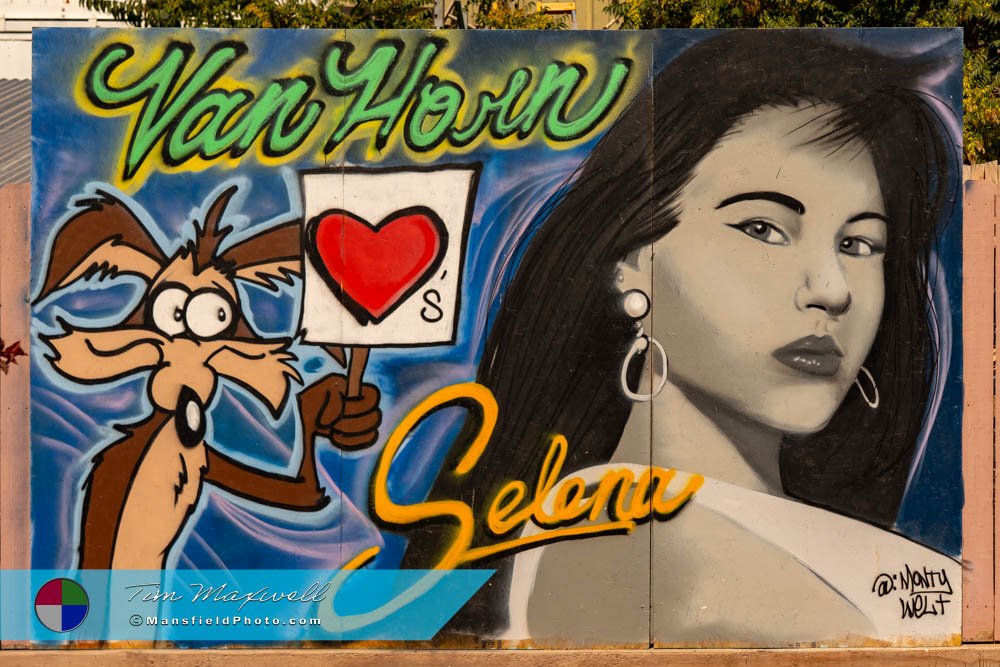 Van Horn Loves Selena