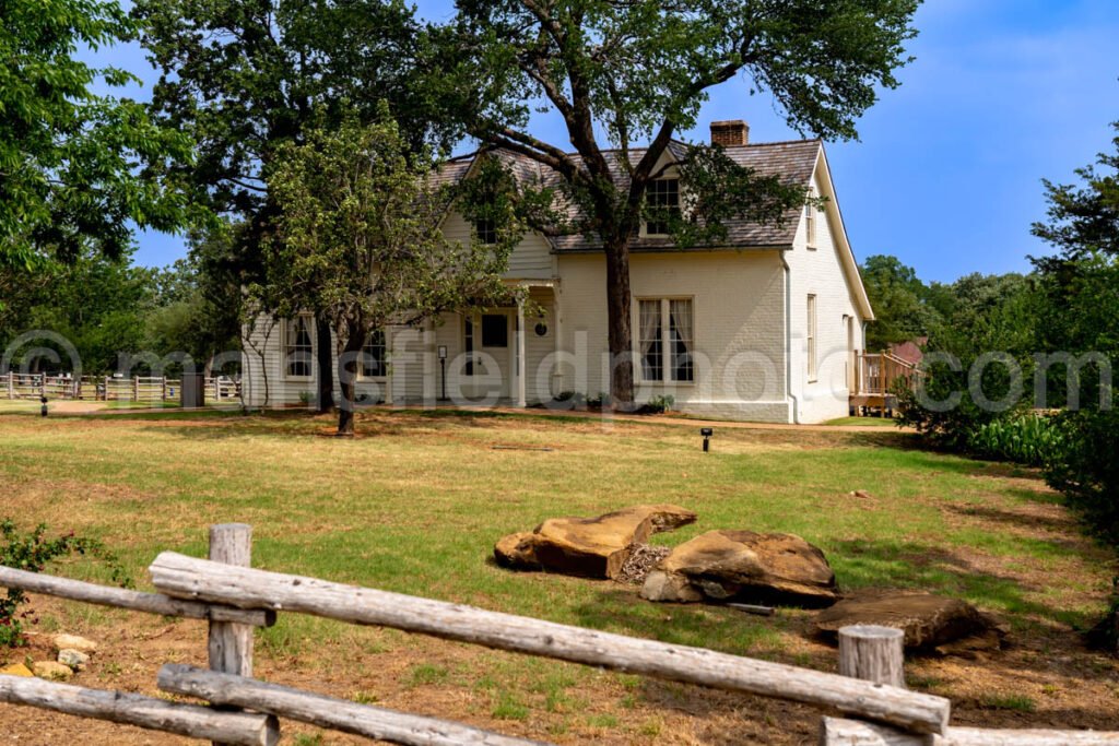 The Man House, Mansfield, Tx A4-01323 - Mansfield Photography