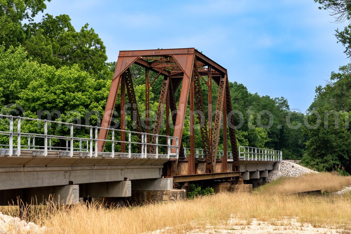 Train Bridge, Mansfield, Tx A4-01334