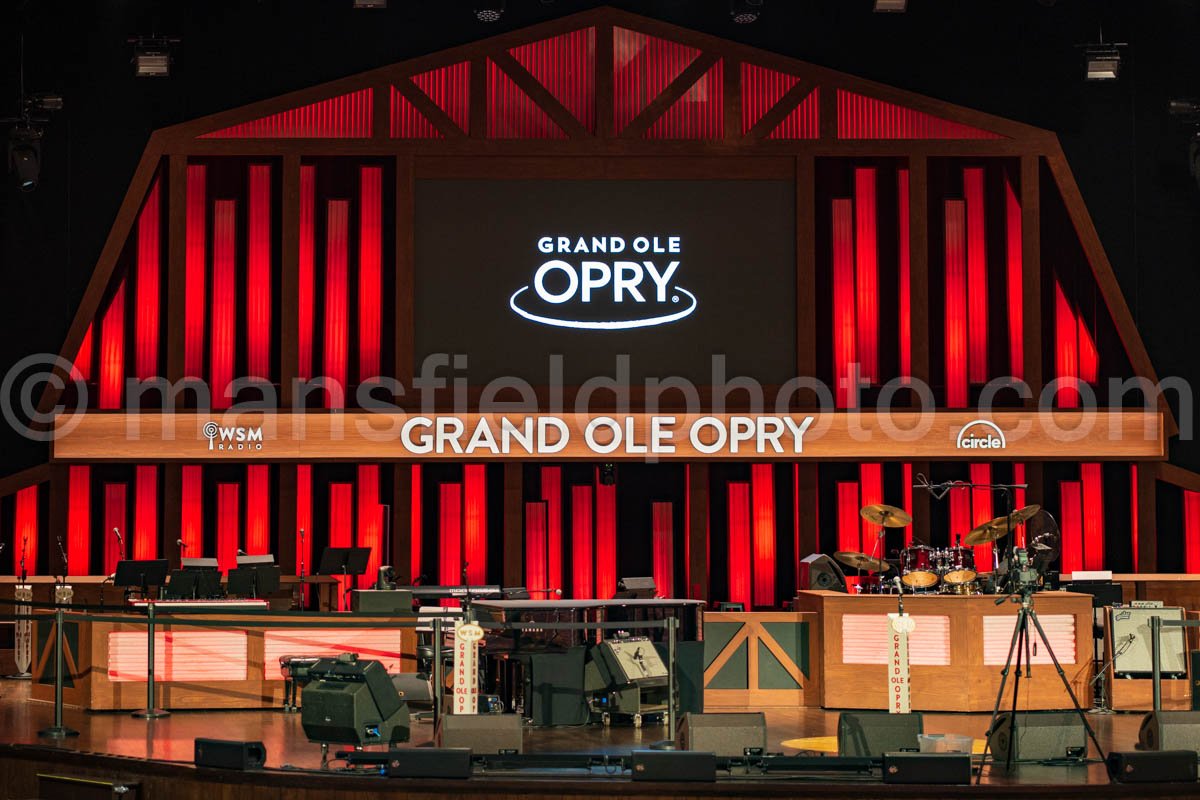 Grand Ole Opry A4-01828