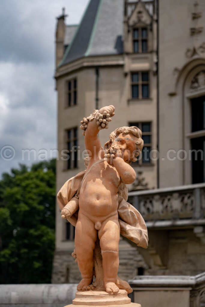 Statue At The Biltmore A4-02023 - Mansfield Photography