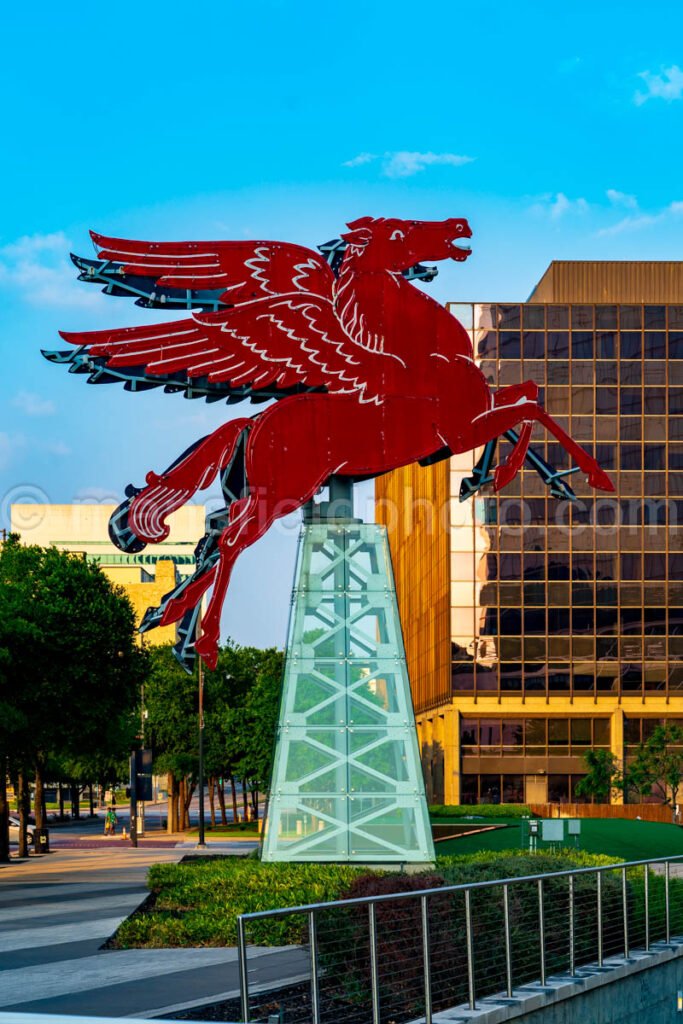 The Pegasus, Dallas A4-03341 - Mansfield Photography