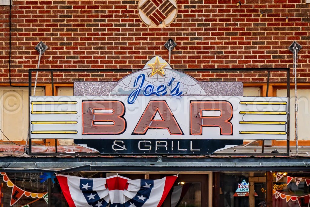 Bar, Llano, Texas