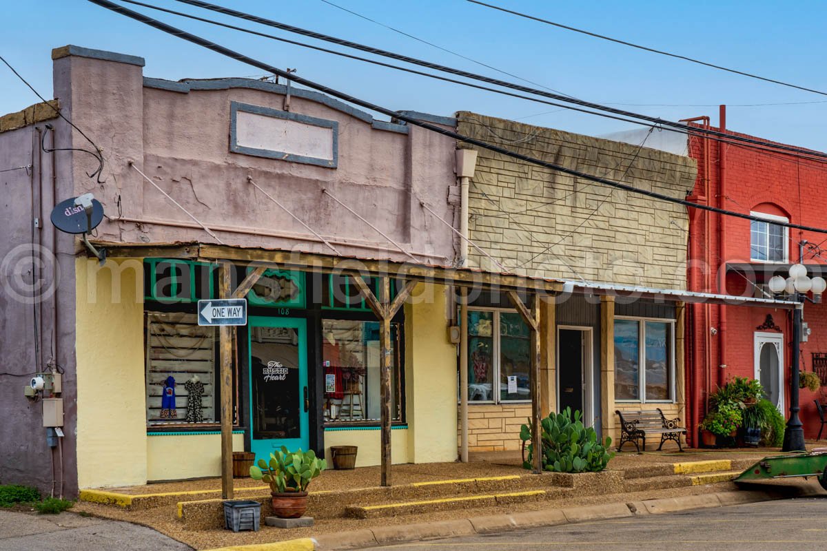 Whitney, Texas A4-07934