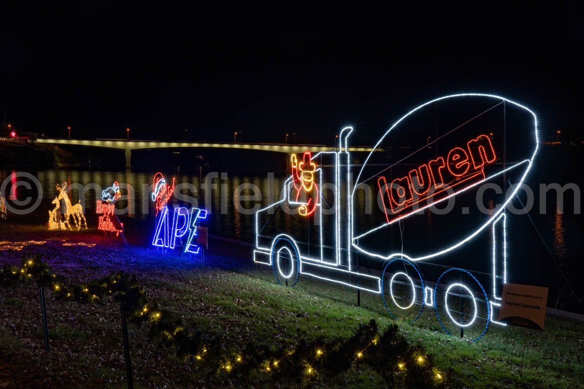 Walkway Of Lights, Marble Falls, Tx A4-11164