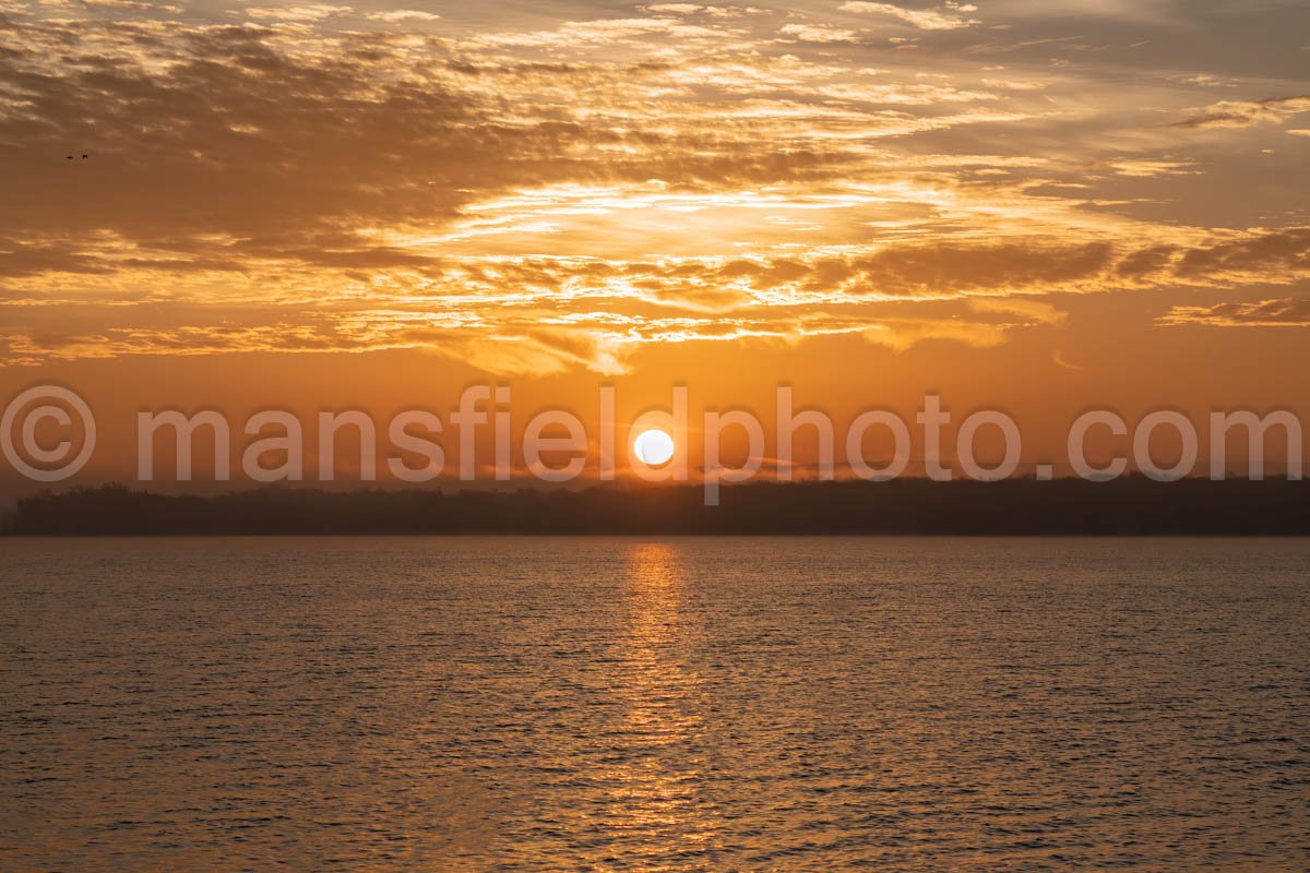 Sunrise Over Lake A4-12915