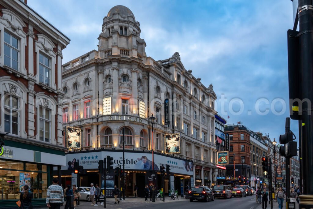 Building In London A4-15958 - Mansfield Photography