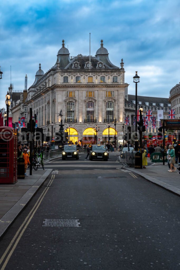 Building In London A4-15964 - Mansfield Photography