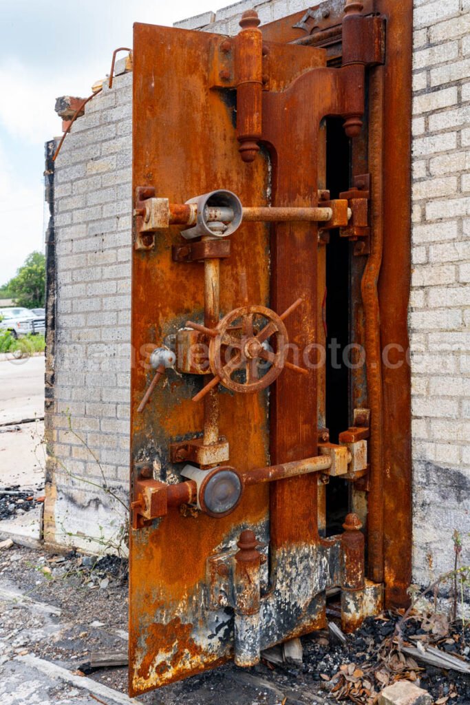 Marlin, Texas - Old Bank Safe A4-20871 - Mansfield Photography