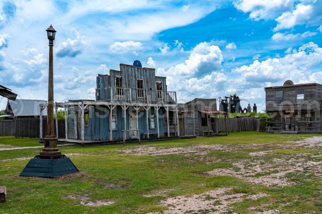 Manor, Texas - Lorraine Ghost Town A4-22460 - Mansfield Photography