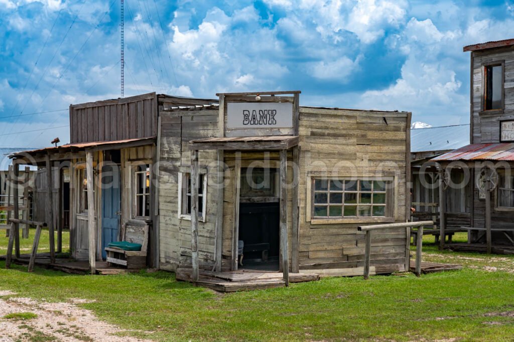 Manor, Texas - Lorraine Ghost Town A4-22461 - Mansfield Photography