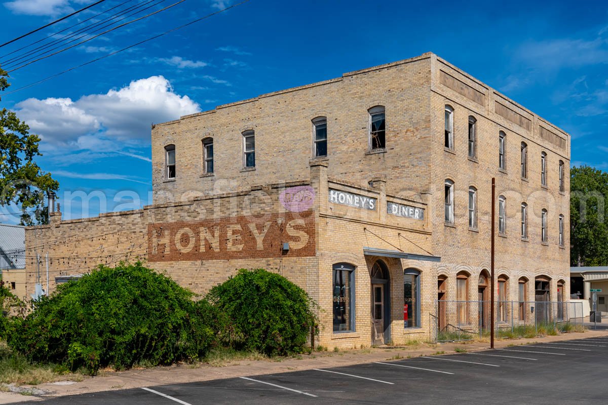 Smithville, Texas A4-24494