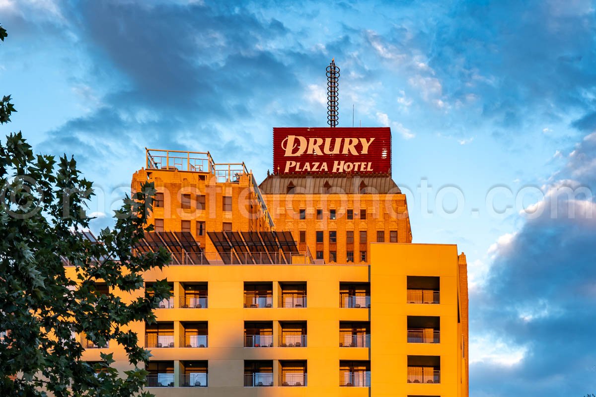 Drury Plaza Hotel, San Antonio, Texas A4-24683