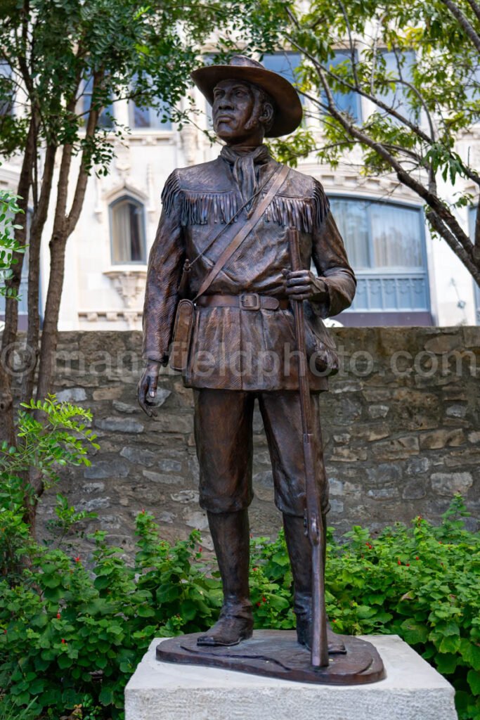 Statue At The Alamo In San Antonio, Texas A4-24777 - Mansfield Photography