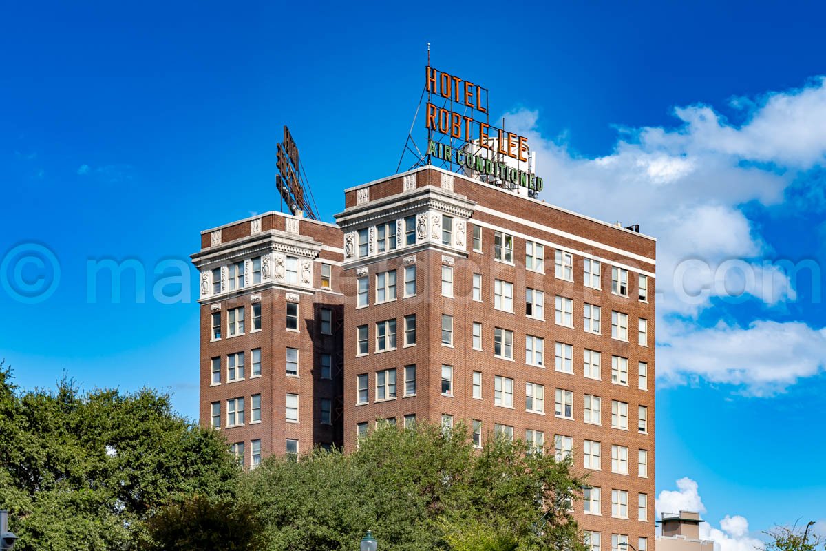 Hotel Robert E Lee in San Antonio, Texas A4-24798