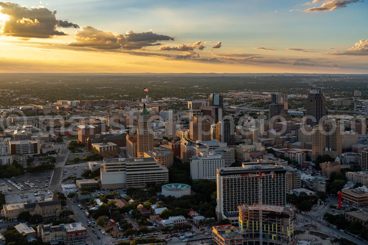 Cityscape San Antonio, Texas A4-24972