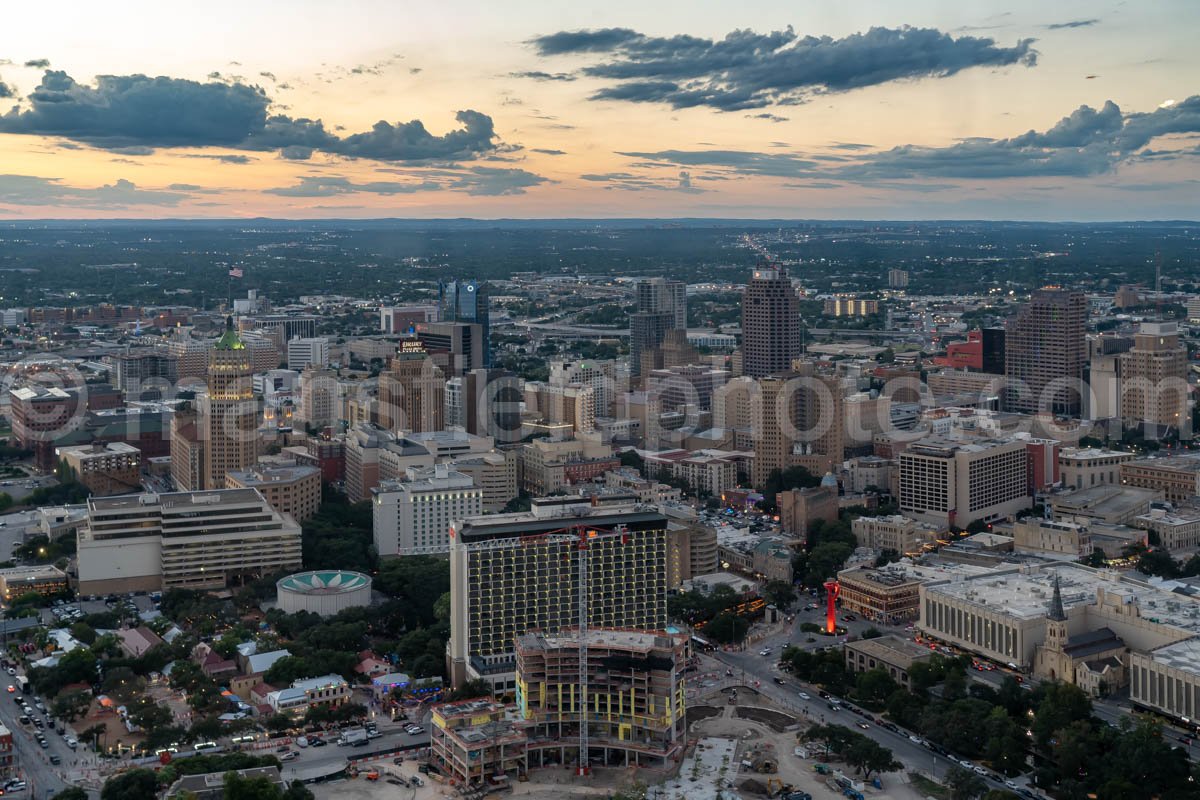 Cityscape San Antonio, Texas A4-25006