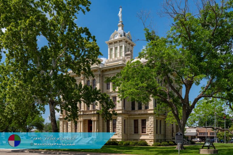 Cameron, Texas - Milam County Courthouse