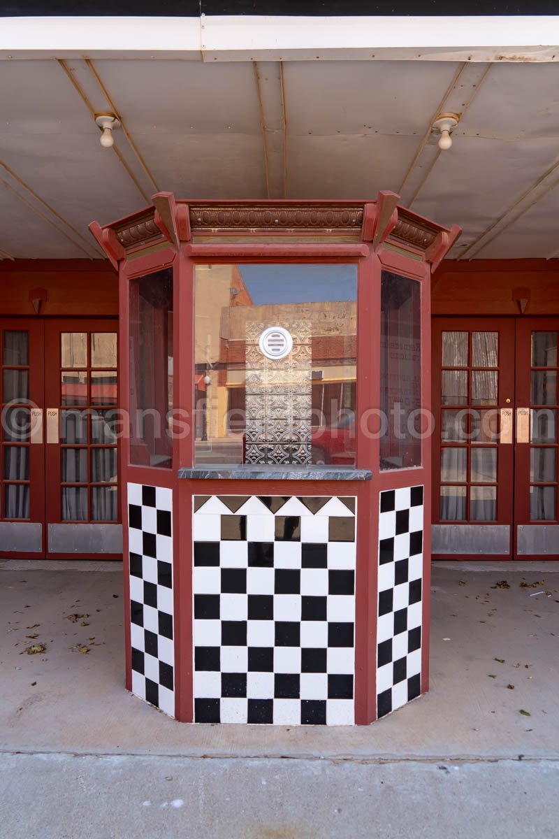 Palace Theatre in Anson, Texas A4-25870