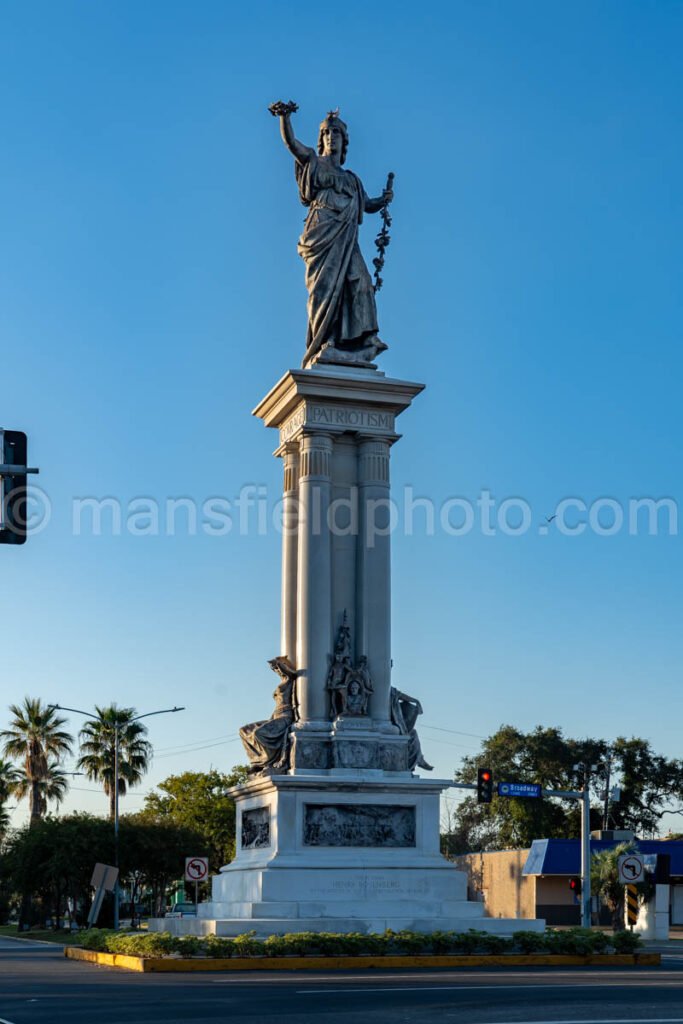 Statue in Galveston, Texas A4-26745 - Mansfield Photography