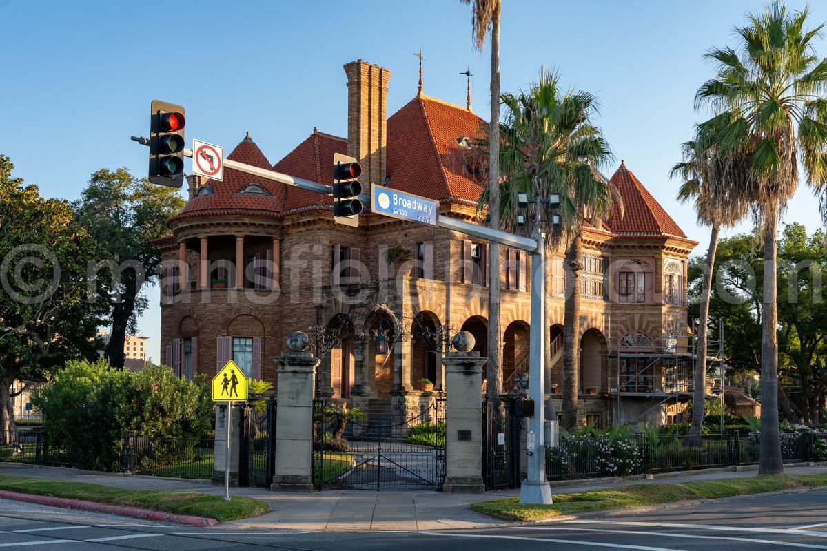 Open Gates, Galveston, Texas A4-26754