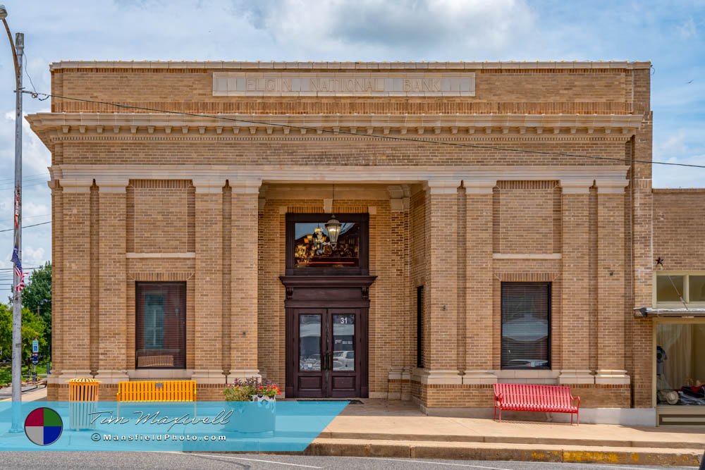 Elgin National Bank In Elgin, Texas