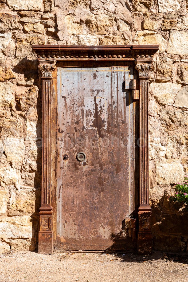 Old Safe, Ballinger, Texas A4-27753