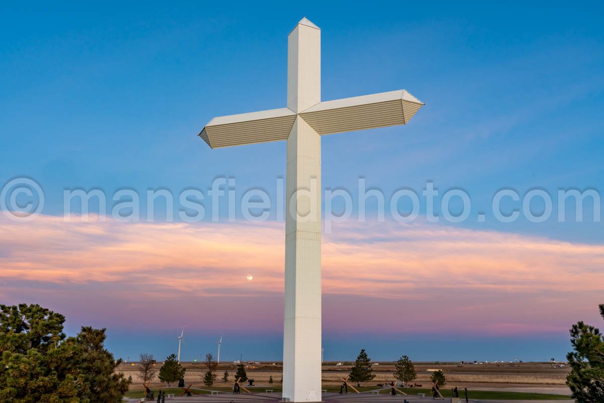 The Cross of Our Lord Jesus Christ in Groom, Texas A4-28178