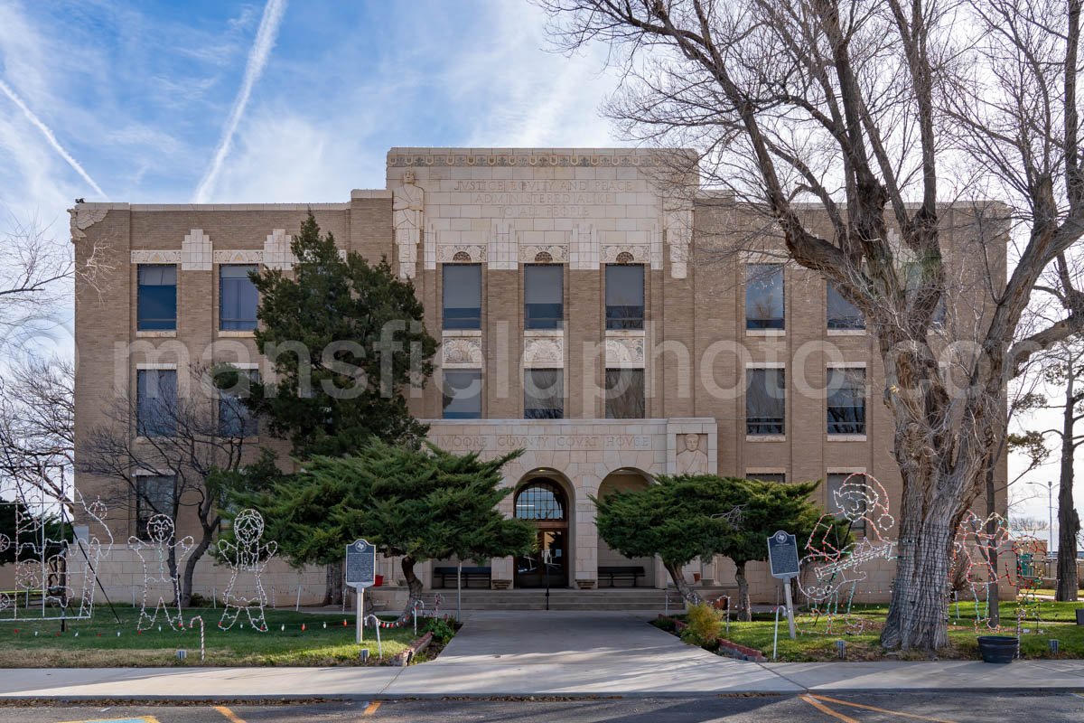 Dumas, Texas, Moore County Courthouse A4-28226