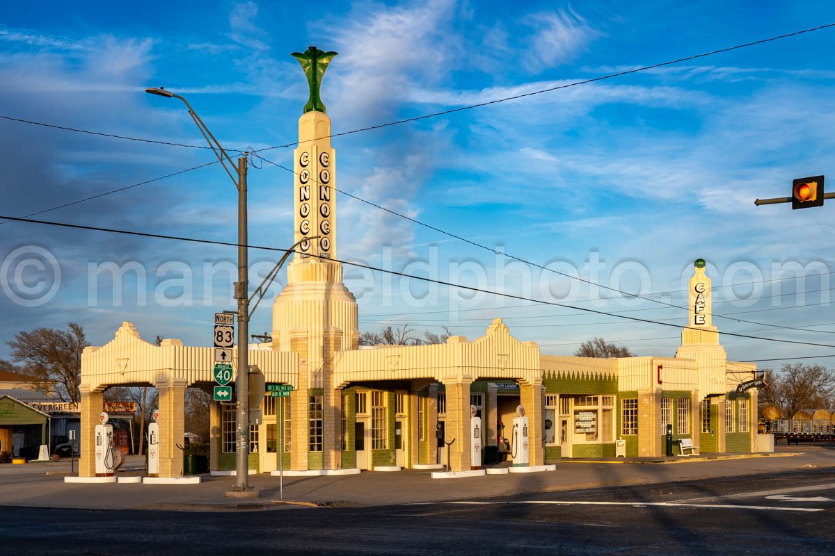 U-Drop Inn, Conoco Station, Shamrock, Texas A4-28426