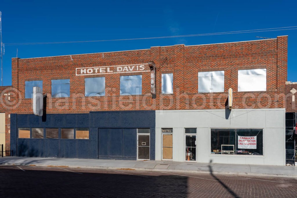 Hotel Davis in Pampa, Texas A4-28525 - Mansfield Photography