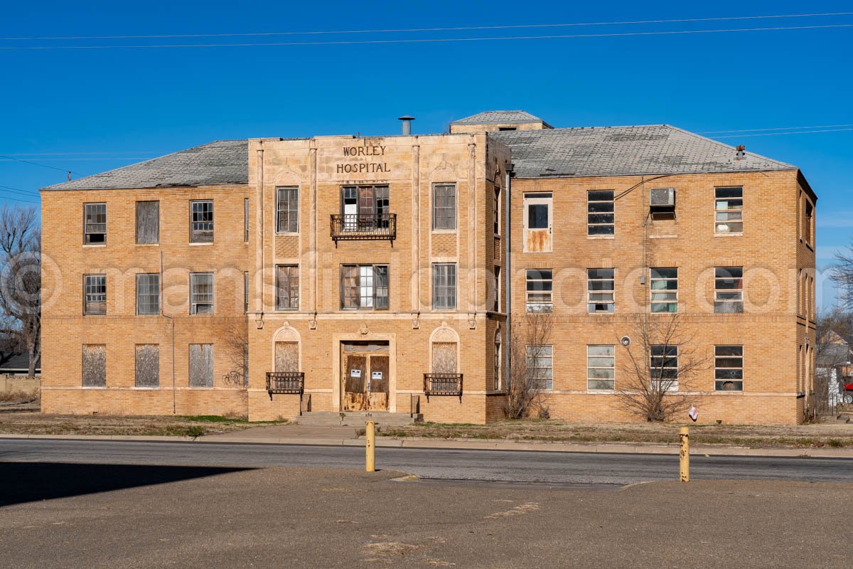 Old Worley Hospital in Pampa, Texas A4-28538