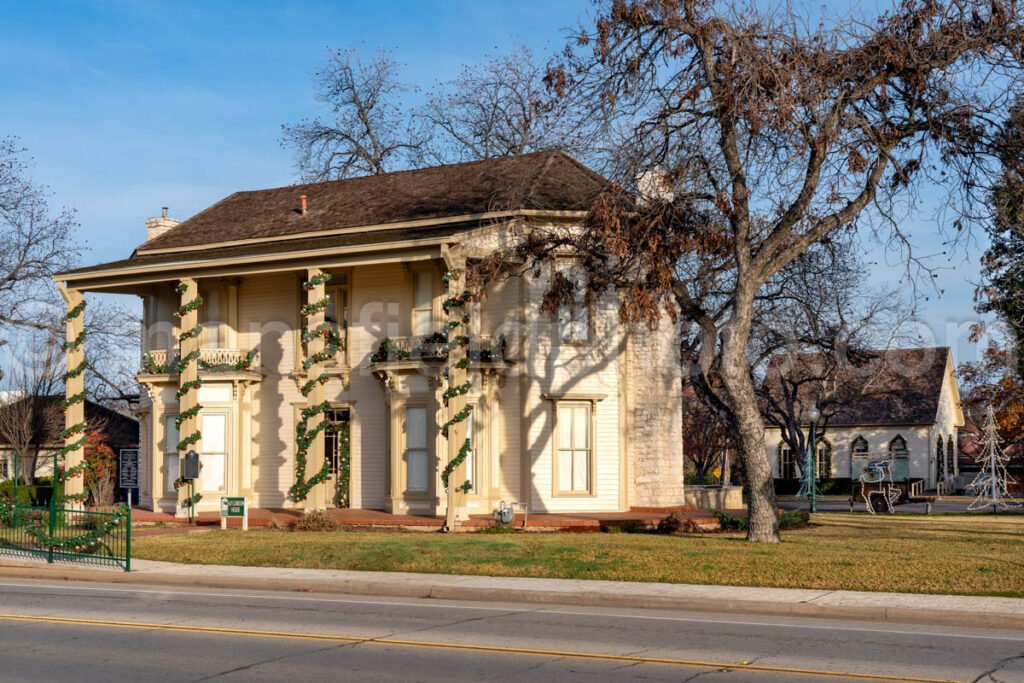 Historic Gordon Home in Granbury, Texas A4-28695 - Mansfield Photography