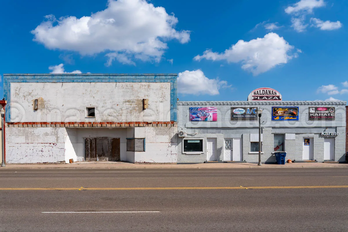 Mercedes, Texas A4-30016