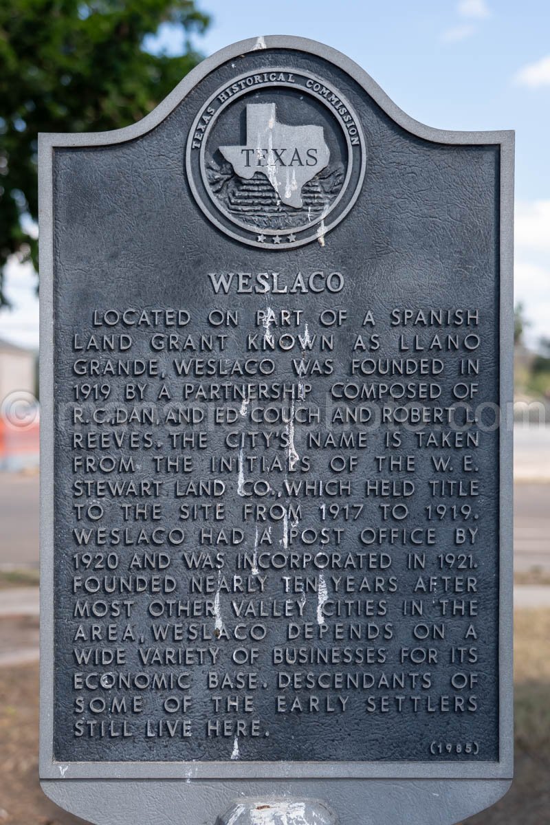 Weslaco, Texas A4-30042