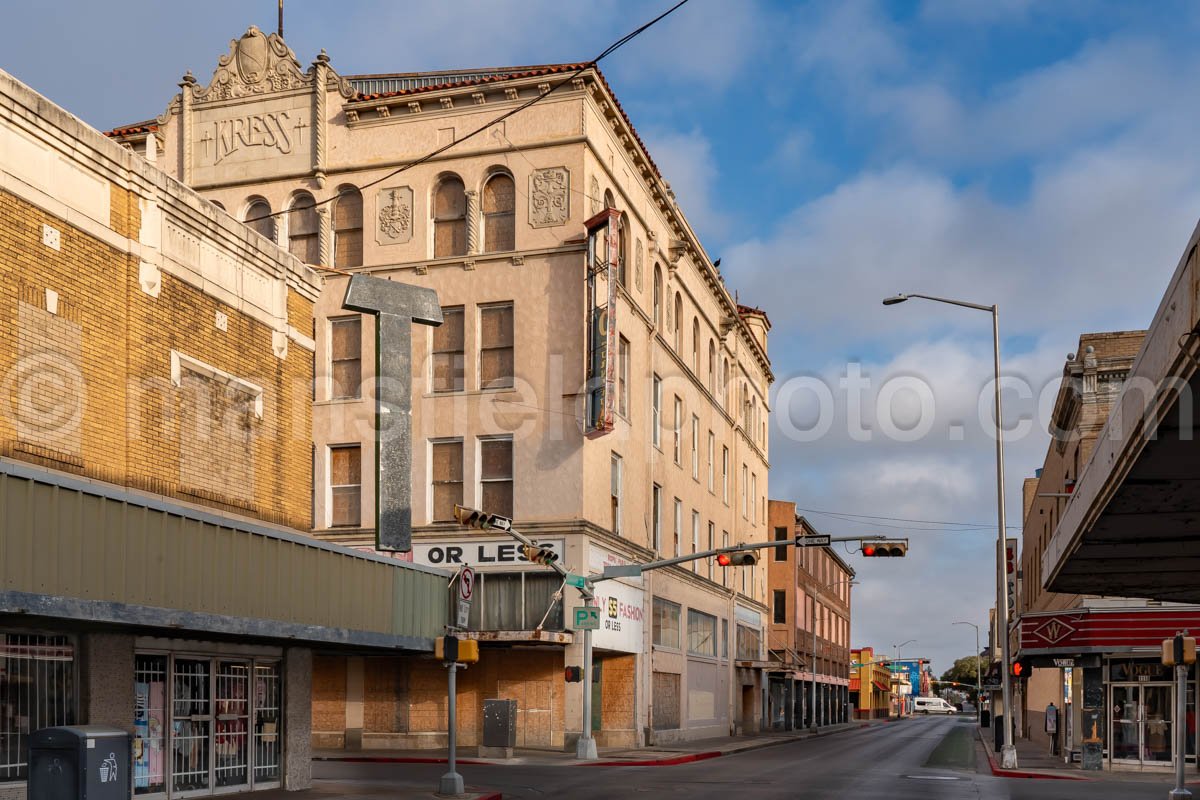 Laredo, Texas A4-30133