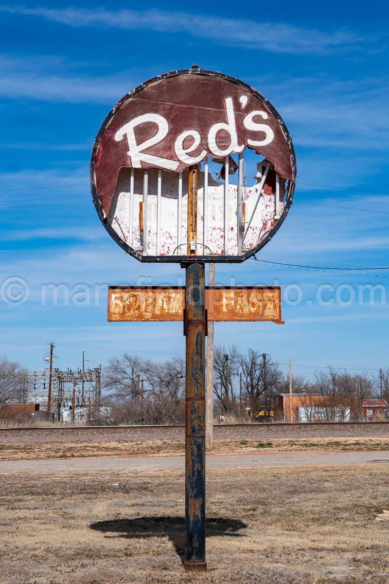 Red’s in Quanah, Texas A4-30697