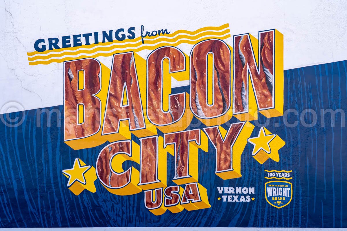 Bacon City Mural in Vernon, Texas A4-30752