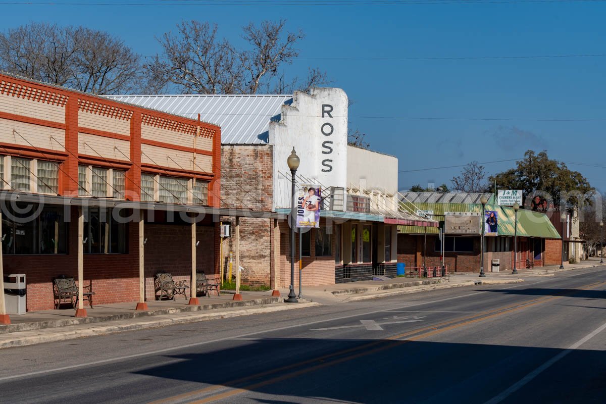 Ross Theatre in Sabinal, Texas A4-31126