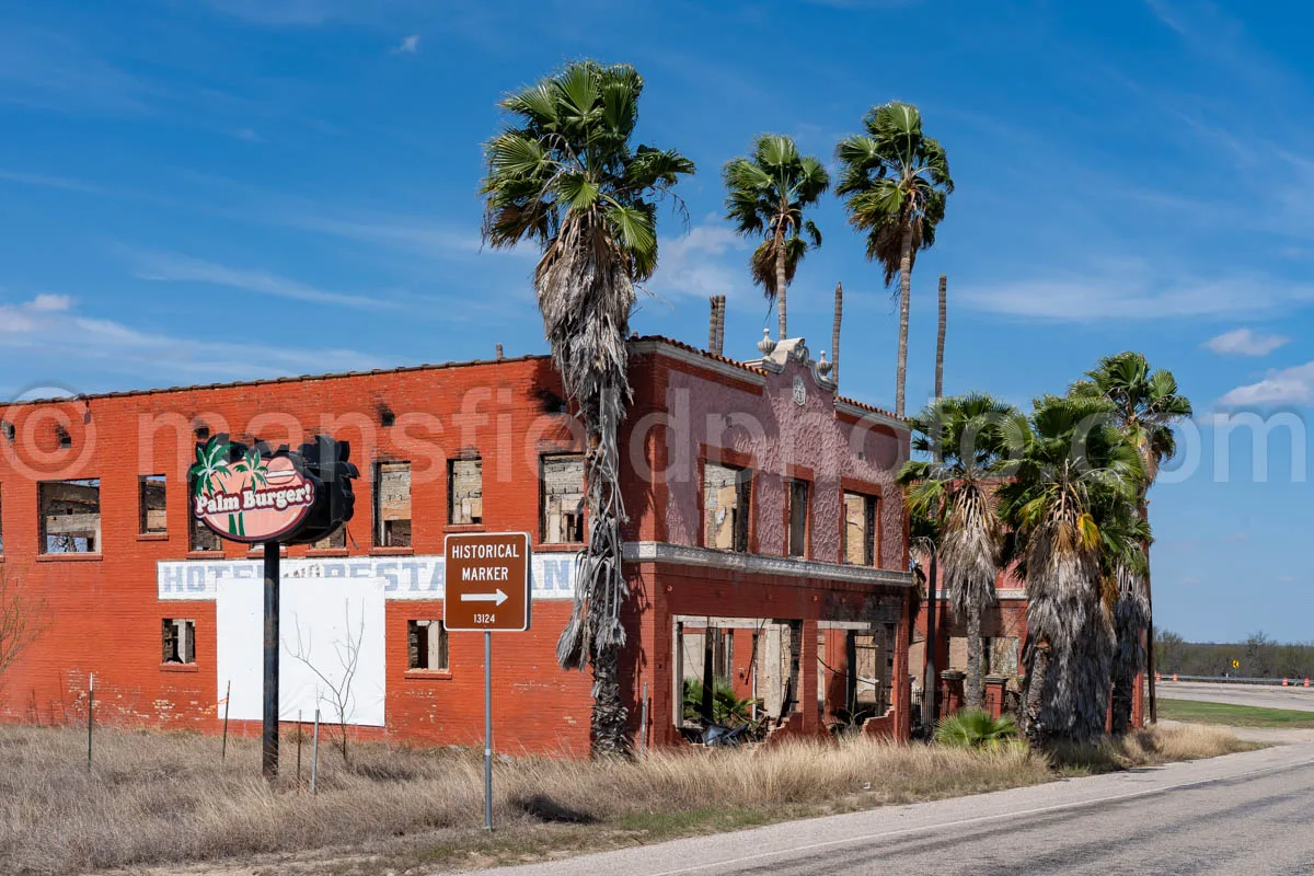 Palm Hotel And Restaurant In Catarina, Texas A4-31211