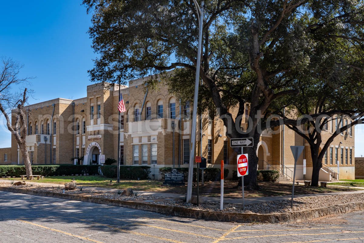 Pearsall, Texas, Frio County Courthouse A4-31275