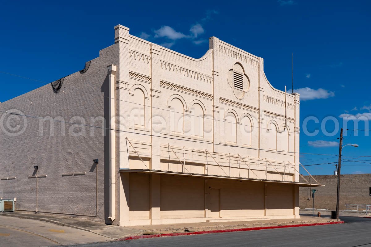 Devine, Texas A4-31290