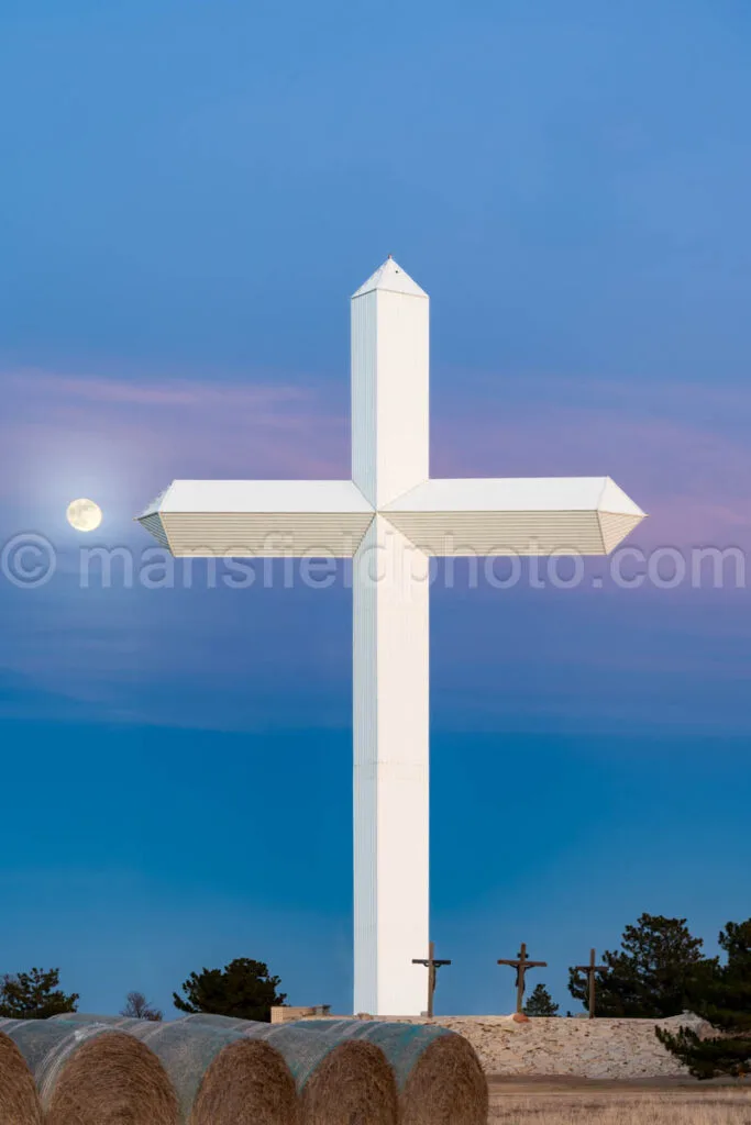 The Cross Of Our Lord Jesus Christ In Groom, Texas A4-28185 - Mansfield Photography