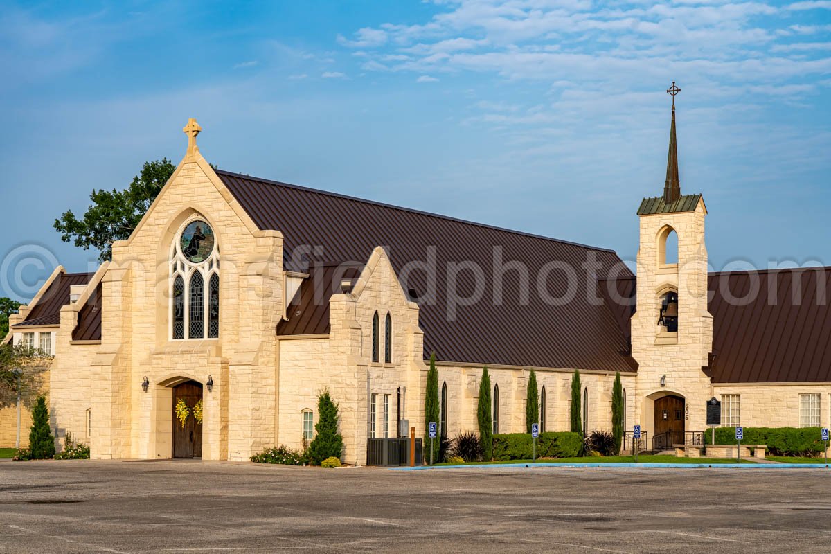 Holy Cross Evangelical Lutheran Church In Yoakum, Texas A4-35118