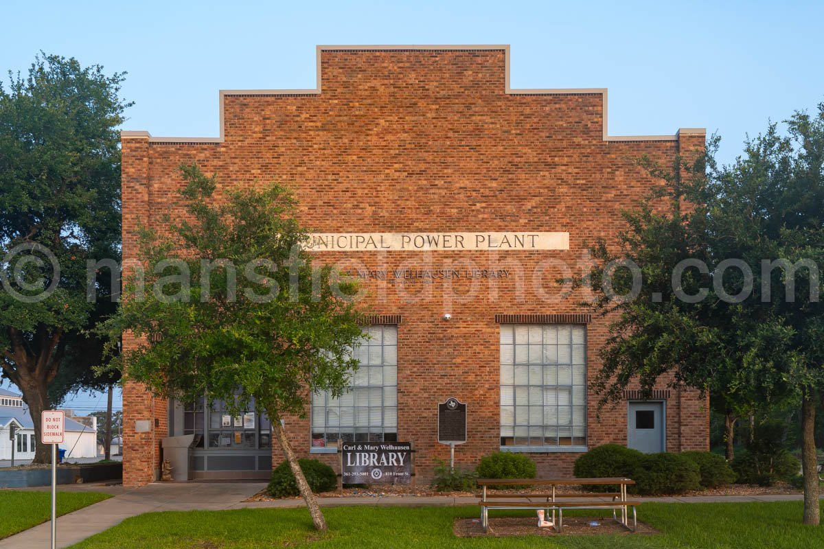 Library In Yoakum, Texas A4-35151