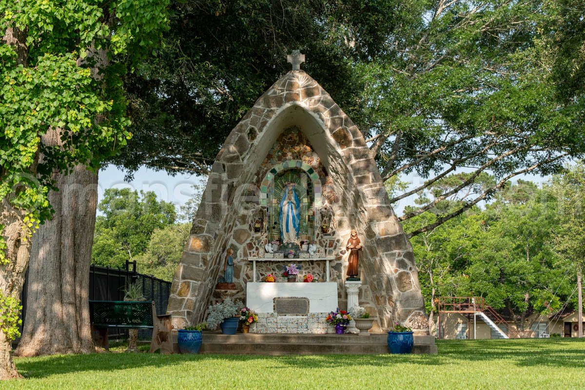 Saints Cyril And Methodius Catholic Church In Shiner, Texas A4-35244