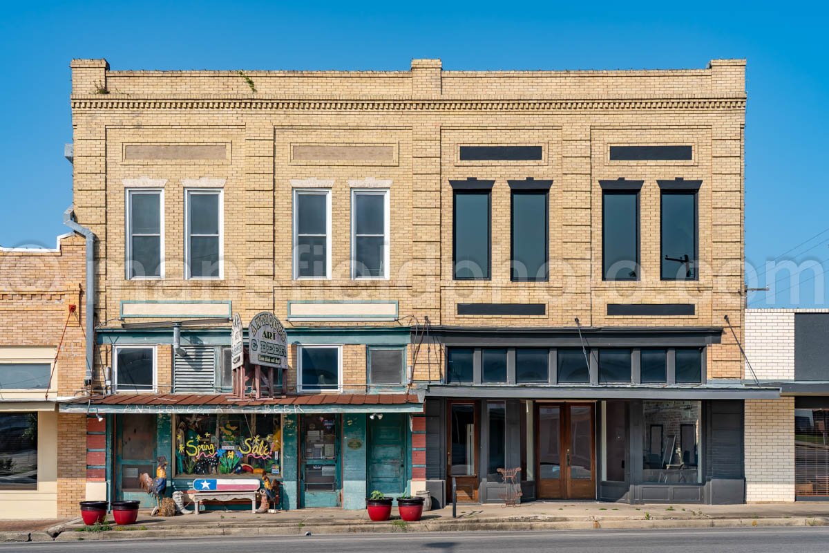 Antiques, Art, And Beer In Shiner, Texas A4-35266