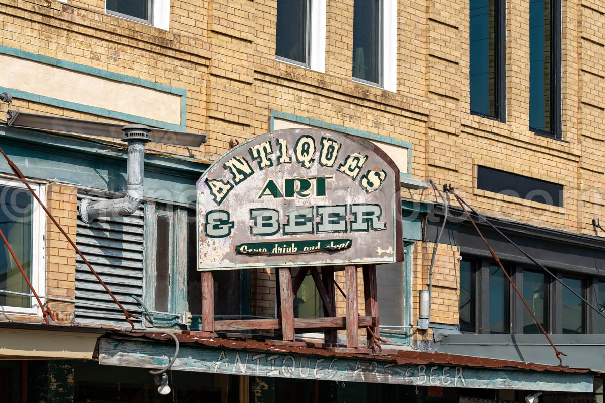 Antiques, Art, And Beer In Shiner, Texas A4-35267