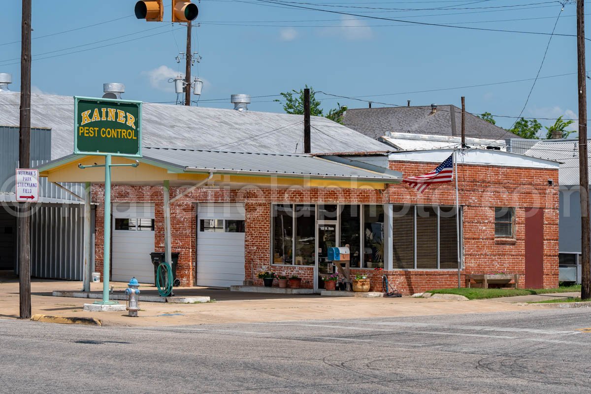 Old Gas Station In Weimar, Texas A4-35378