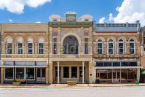 H Runge And Co In Cuero, Texas A4-36523 - Mansfield Photography